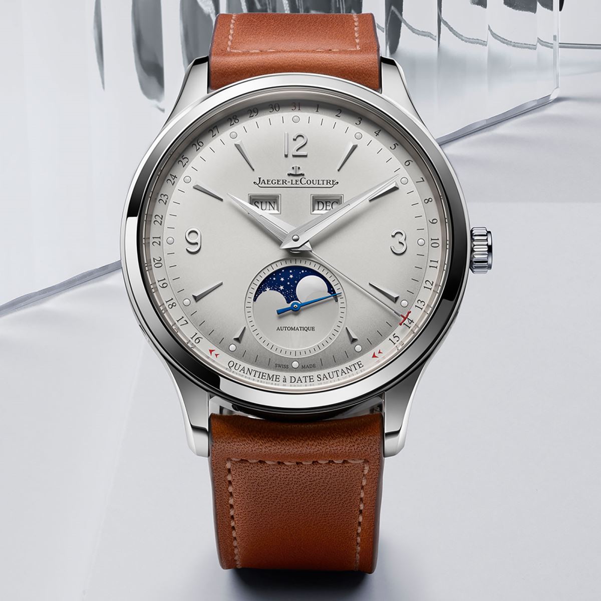 Jaeger-LeCoultre Master Control Calendar - khoảng cách giữa ngày 15 và ngày 16 đã bỏ qua khẩu độ moonphase