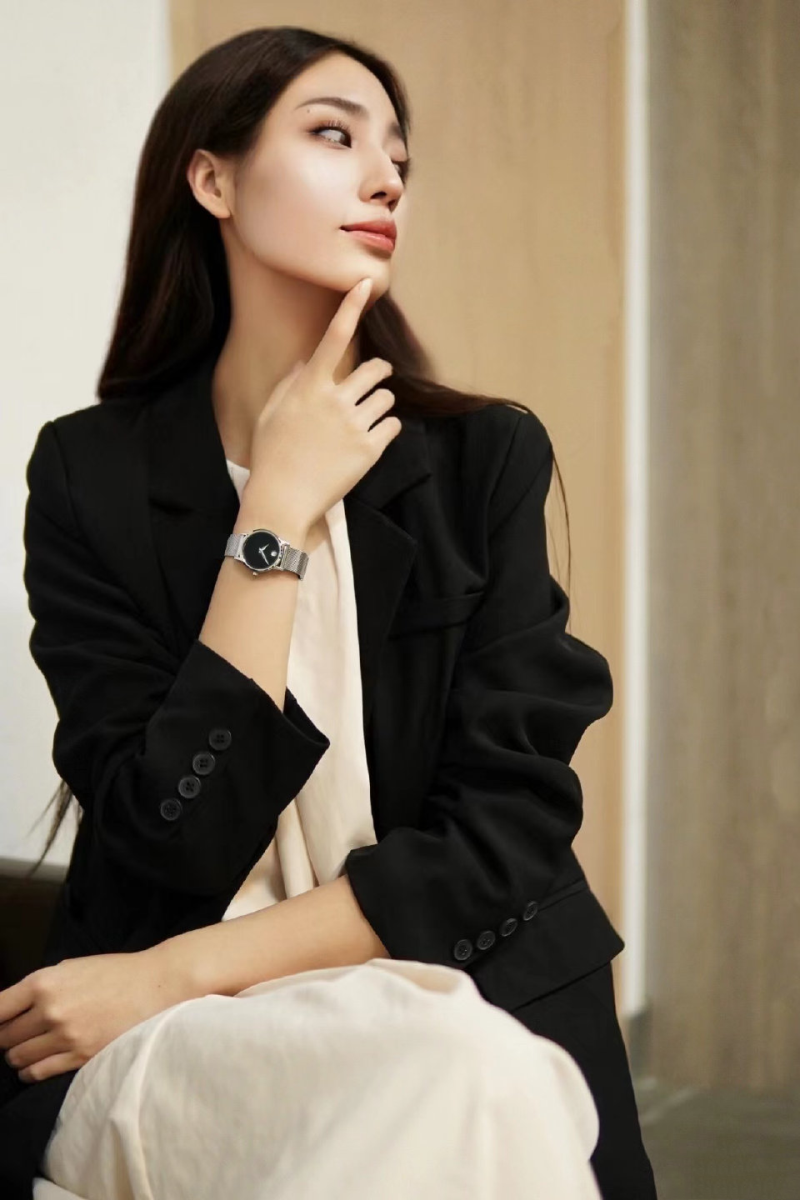 đồng hồ đeo tay movado tặng tết 