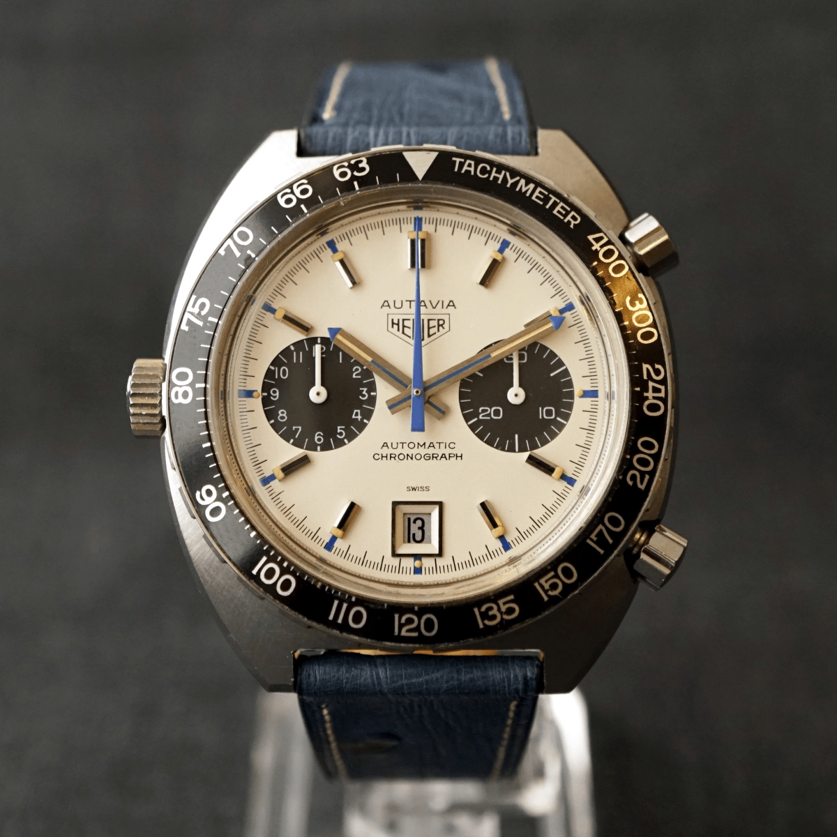 mẫu đồng hồ Heuer Auvita Tachymeter năm 1970