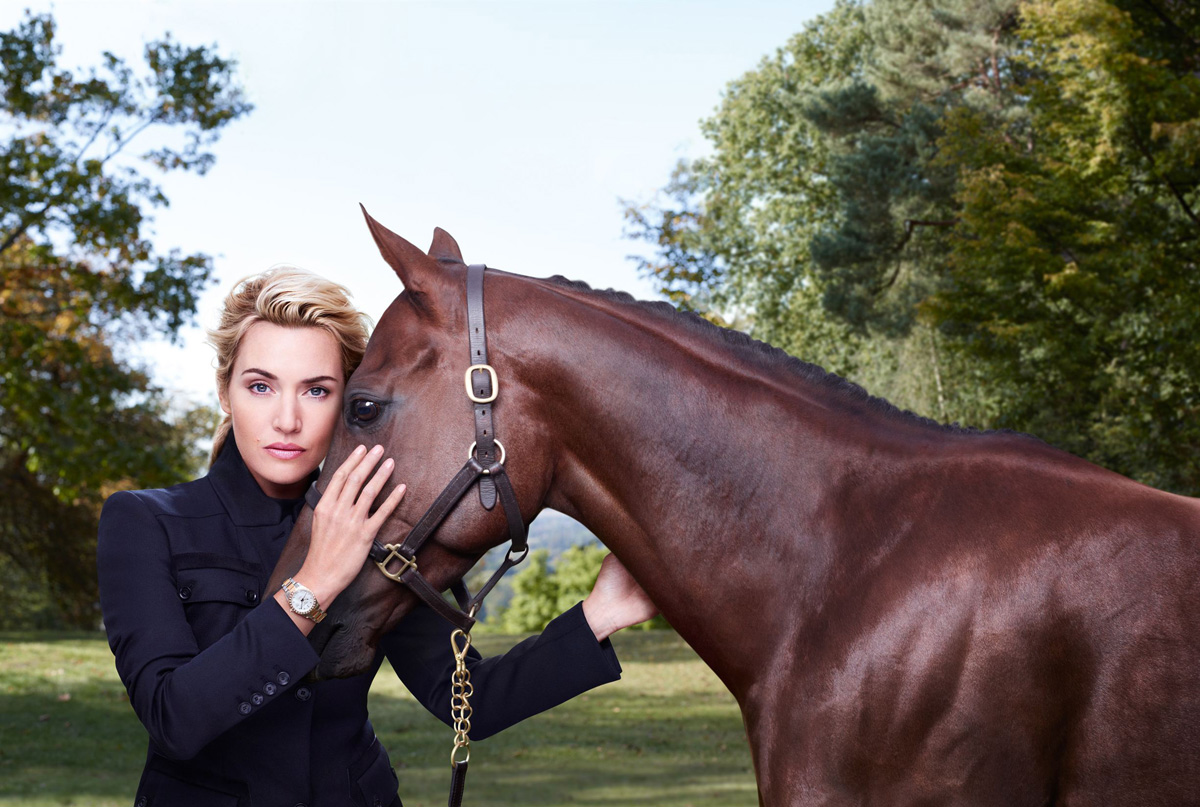 Đại sứ thương hiệu Kate Winslet và chiếc đồng hồ Longines Conquest trên cổ tay