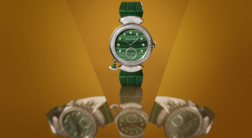 Đồng hồ lặp phút Bvlgari Minute Repeater Malachite mặt số đá lông công