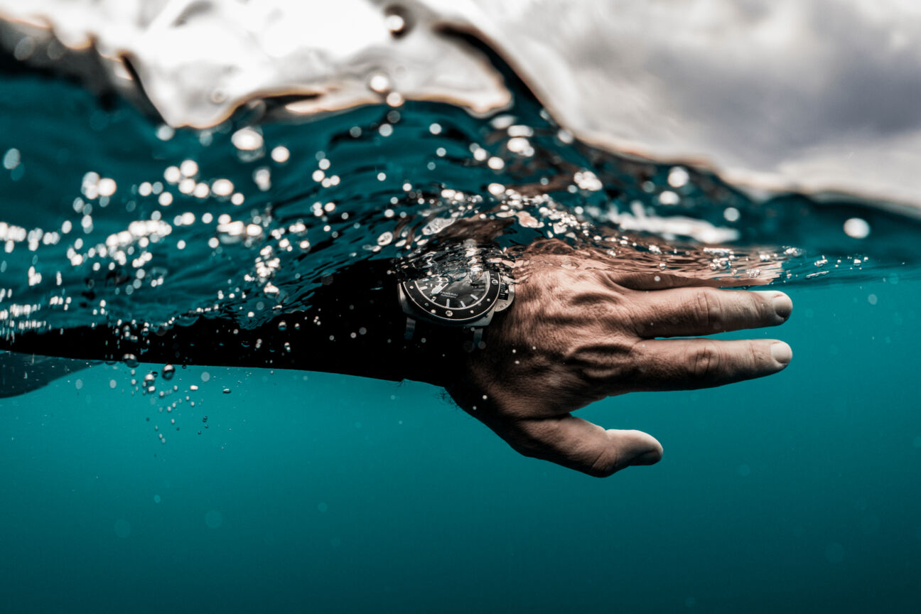 giới thiệu bst đồng hồ lặn panerai submersible 